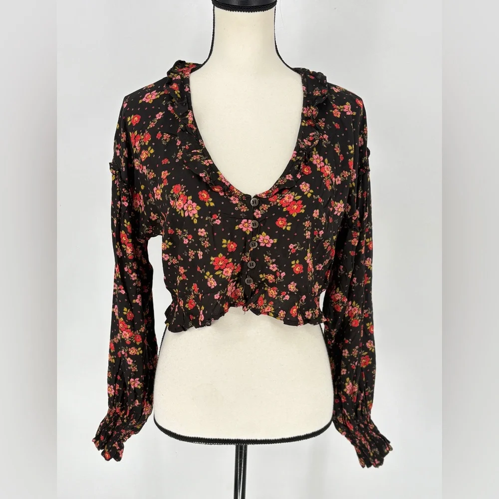 Free People Womans Secret Garden Blouse Crop Top Size S Red‎ Floral Print Casual